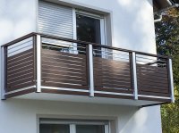 Alu-Liba-Balkon mit Rombusleisten quer